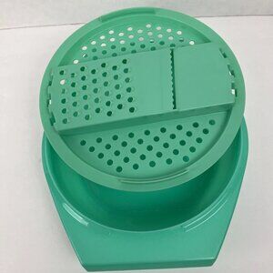 TUPPERWARE Grate and Store: Slicer, Shredder, & Grater #786-4, Vintage, Like New